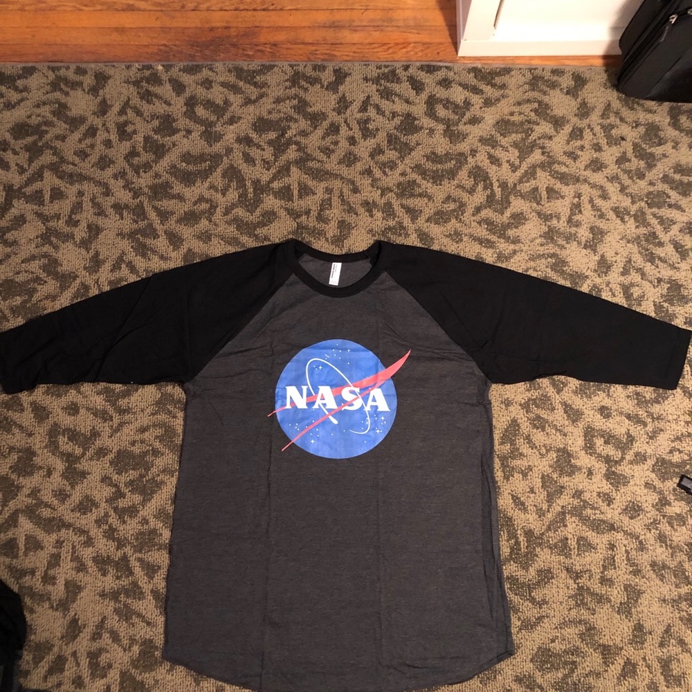 Men’s T-shirt